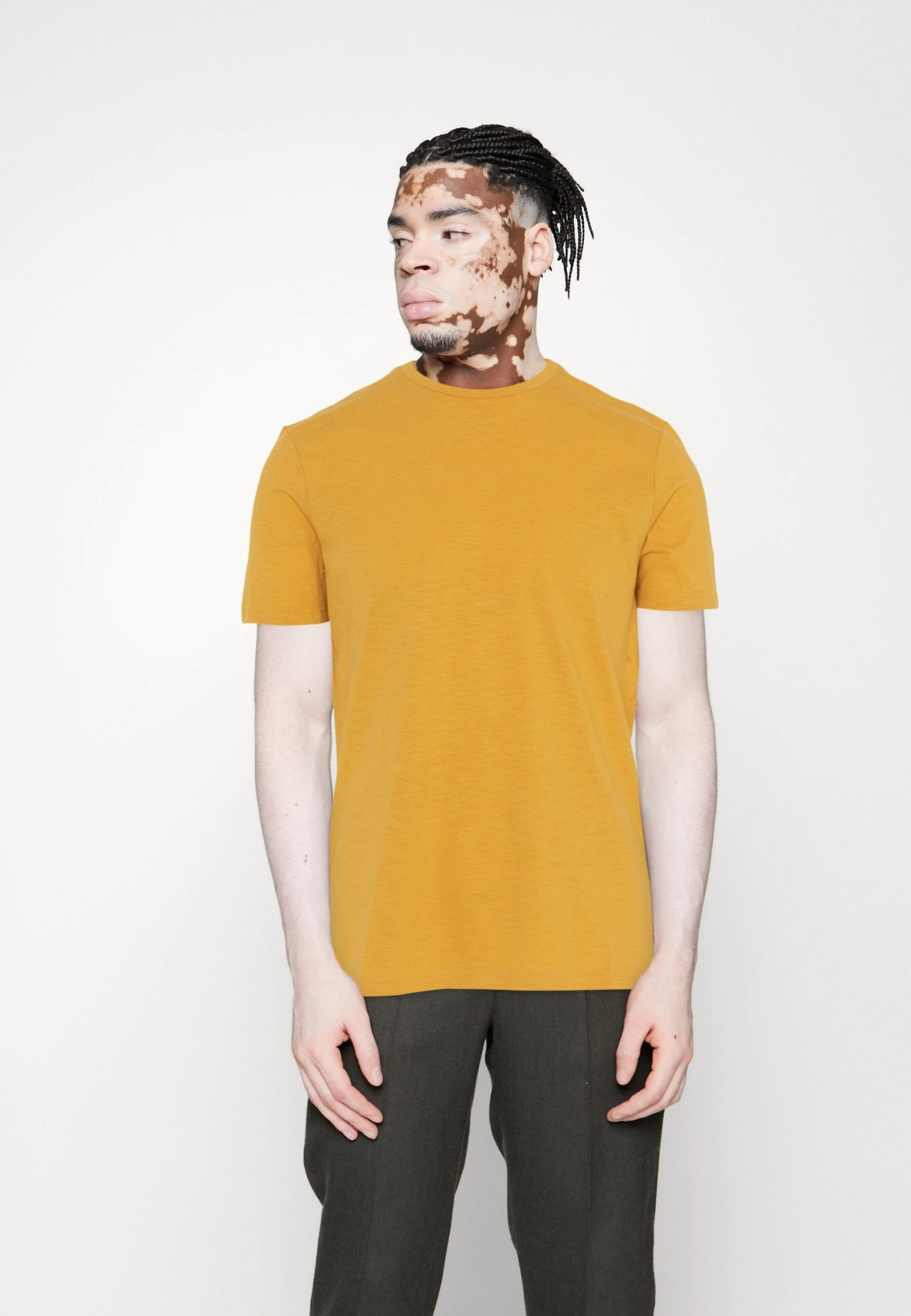 Pier One 7 Pack - T-Shirt Basic - White/Yellow/Lilac 2 Pier One 7 Pack - T-Shirt Basic - White/Yellow/Lilac - Image 2