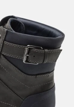 Pier One Veterboots - Grey -Pier One Algemene Winkel Voor Herenmode cca67c30d97941fbbd50631cf7255862