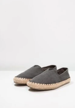 Pier One Espadrilles - Grey -Pier One Algemene Winkel Voor Herenmode d3f6d93cf6a84c038fa1e85511b70aa4
