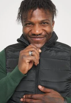 Pier One Bodywarmer - Black -Pier One Algemene Winkel Voor Herenmode df3977bebe484975899d564025048a02