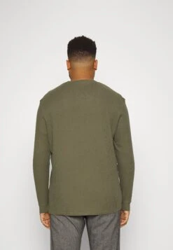 Pier One Longsleeve - Olive -Pier One Algemene Winkel Voor Herenmode e00dfce476ce4a228daff080c21958ab