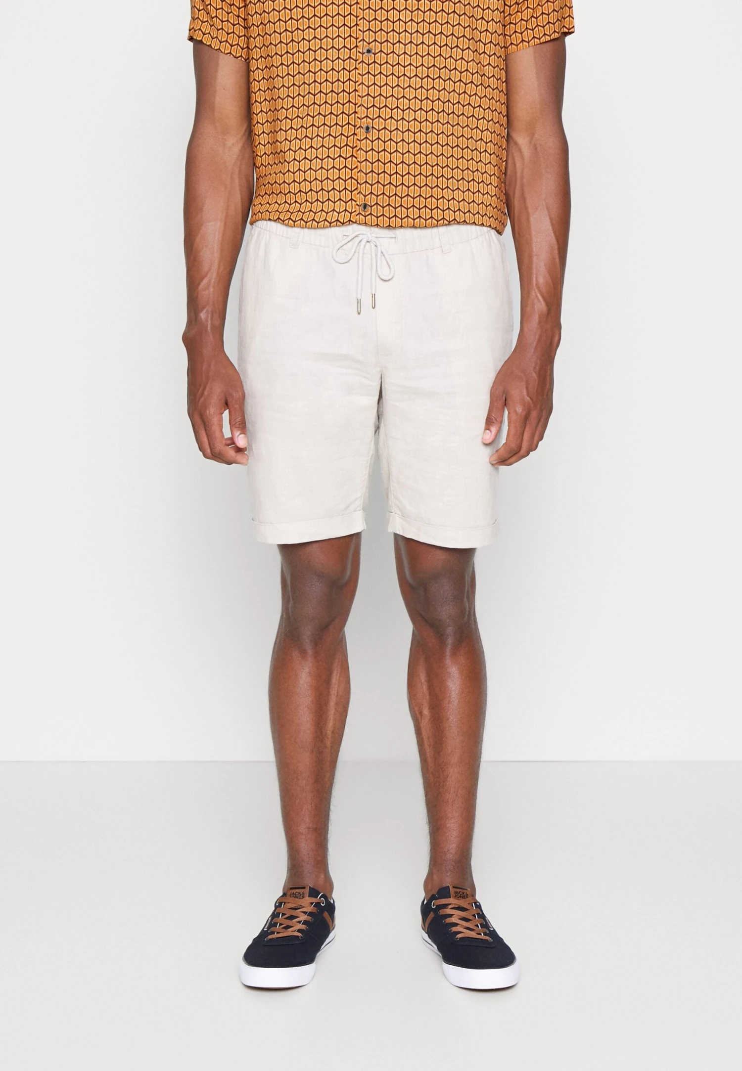 Pier One Linen Blend Drawcord Shorts- Shorts - Beige 4 Pier One Linen Blend Drawcord Shorts- Shorts - Beige - Image 4