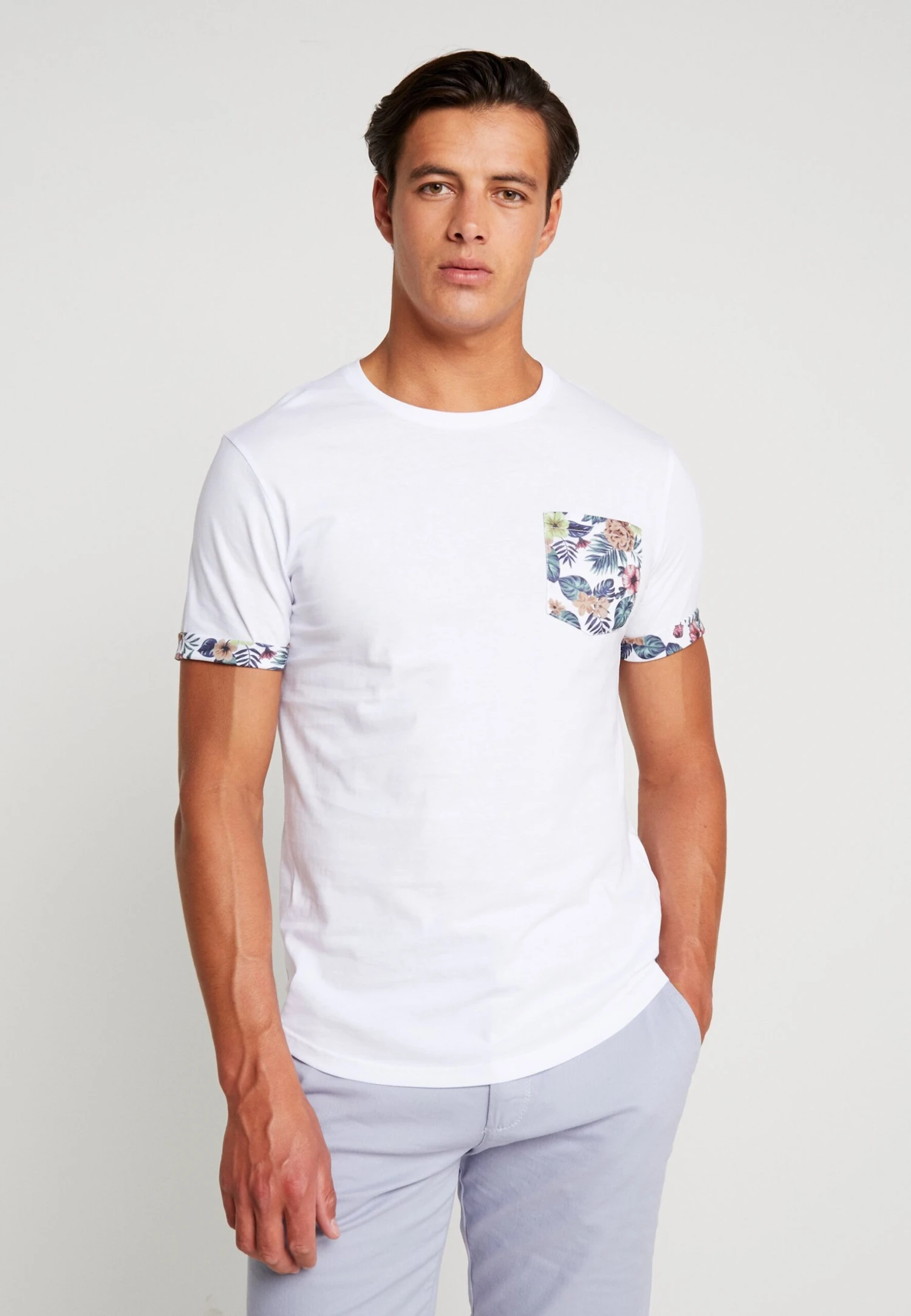 Pier One T-Shirt Print - White 1 Pier One T-Shirt Print - White