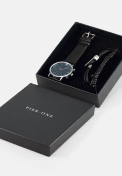 Pier One Set - Horloge - Black -Pier One Algemene Winkel Voor Herenmode e3698392312245d48955706d88c064dc