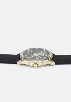 Pier One Unisex - Horloge - Black/Gold-Coloured -Pier One Algemene Winkel Voor Herenmode ed19f589c477427f837a78c8d3b27511