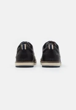 Pier One Sportieve Veterschoenen - Black 8 Pier One Sportieve Veterschoenen - Black -Pier One Algemene Winkel Voor Herenmode f13b42aba36a4d189d4cc97d5a91ccb2