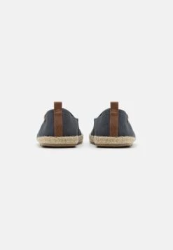 Pier One Unisex - Espadrilles - Dark Grey 8 Pier One Unisex - Espadrilles - Dark Grey -Pier One Algemene Winkel Voor Herenmode f42f2547f3174953925ae2af649d0ca0