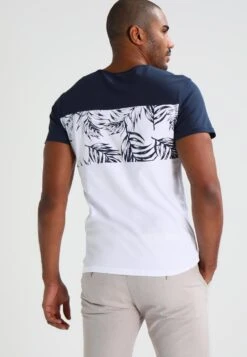 Pier One T-Shirt Print - Navy/White 7 Pier One T-Shirt Print - Navy/White -Pier One Algemene Winkel Voor Herenmode f645118b33584ff79ddb5afeb3877c5c