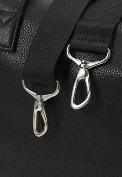 Pier One Unisex - Weekendtas - Black -Pier One Algemene Winkel Voor Herenmode f897dbe16f394747bbcb912b9902dfc5