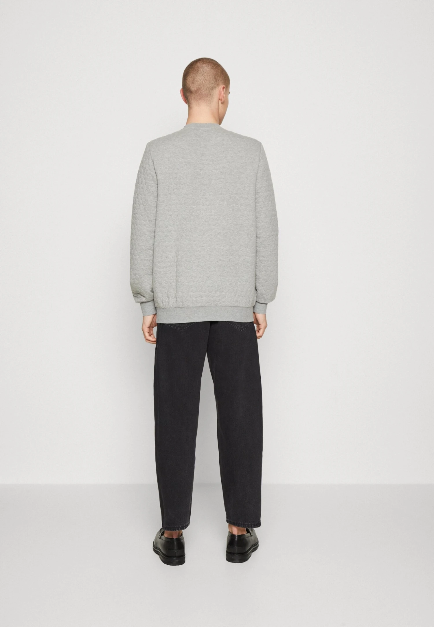 Pier One Sweater - Grey 3 Pier One Sweater - Grey - Image 3