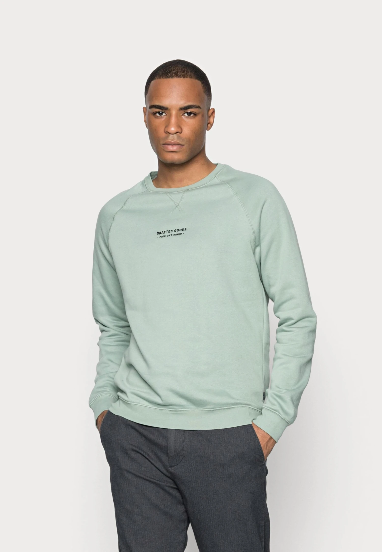 Pier One Crafted Goods Crew - Sweater - Green 1 Pier One Crafted Goods Crew - Sweater - Green